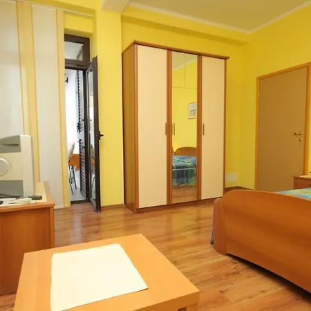 7195e Rovinj