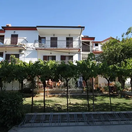 7195e Rovinj